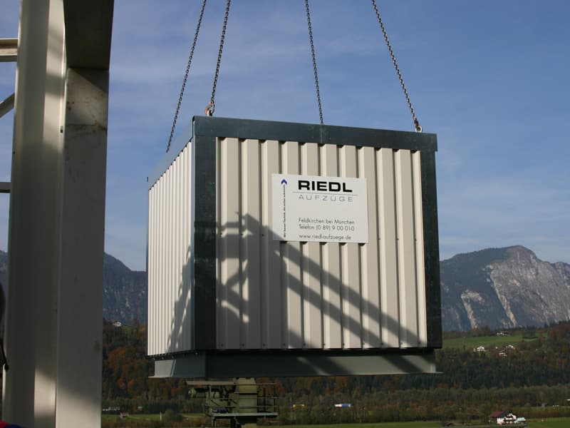 Riedl Aufzugbau GmbH & Co. KG